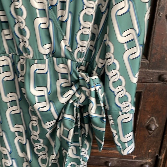 Funky and cute. NWT - Picture 3 of 4